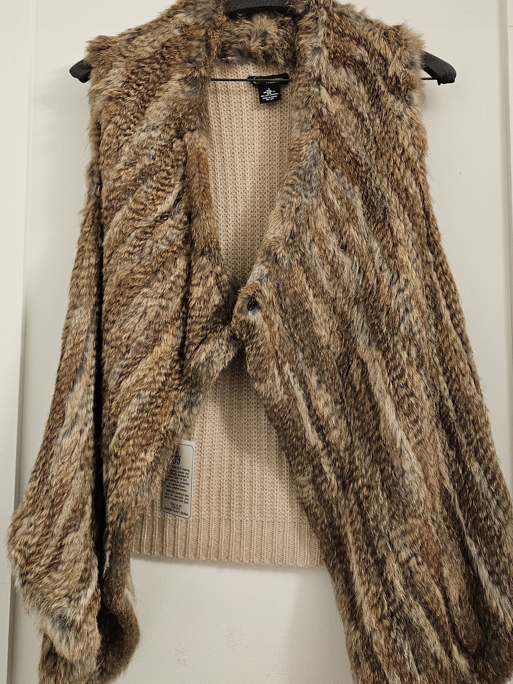 Bloomingdale's Rabbit Fur and Cashemere Women's Vest